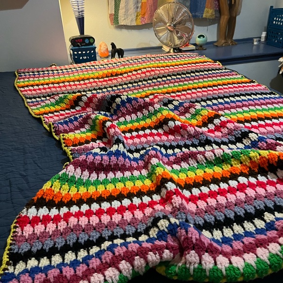 Vintage multicolored afgan. - Picture 3 of 5